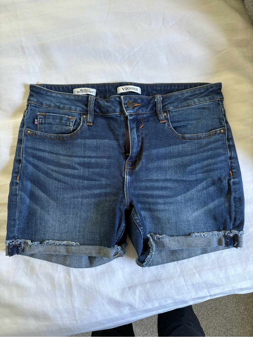 Vigoss Women's Dark Blue Denim Roll-Cuff Shorts